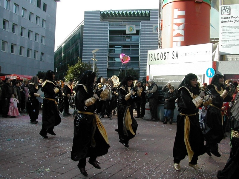 chiasso_corteo_nebiopoli_08 (040).jpg